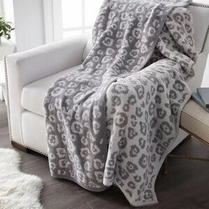 NEW cupcakes and cashmere leopard print blanket